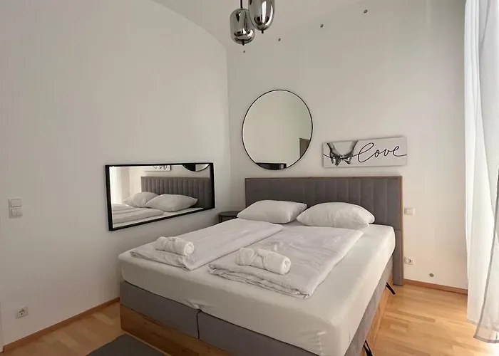 Luxury Cityapartment 5